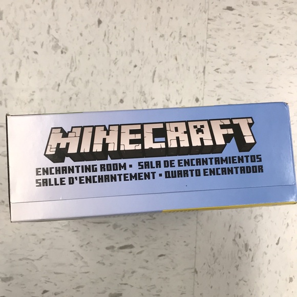 Minecraft Enchanting Room - Picture 2 of 4